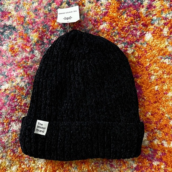 THE WINTER BRAND || Dark Chenille Lined Beanie ✨NWT✨ - Picture 5 of 6